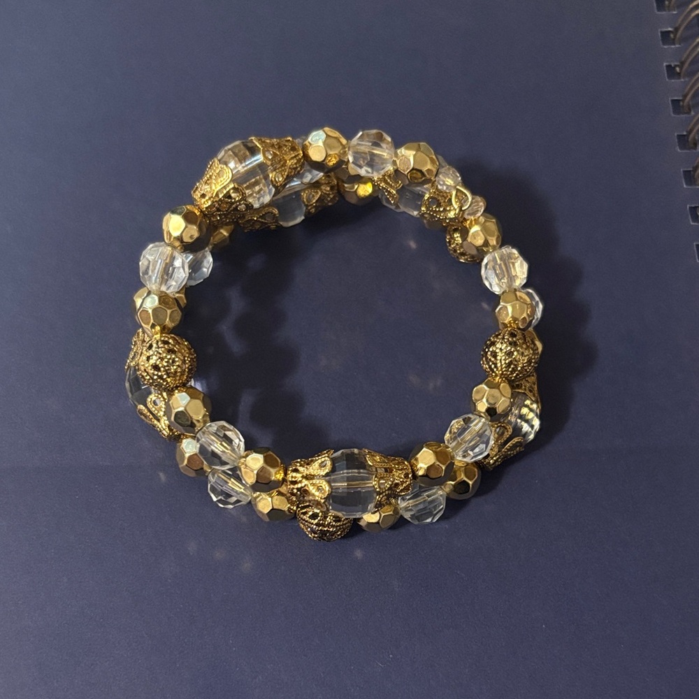 Elegant Gold and Clear Beaded Bracelet